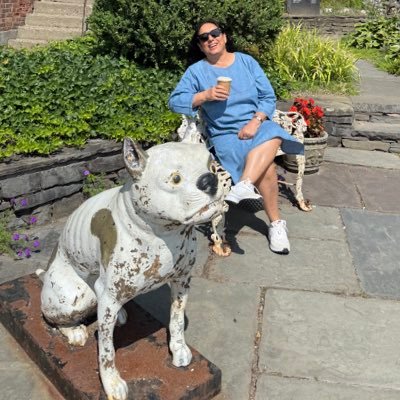 Avid reader , moody writer, brat , mom to 🐕 चाय 24 seven