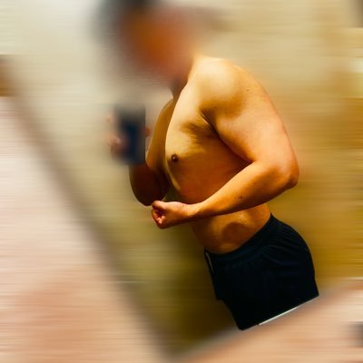 18085H2G凹凹凸 ケツイキ潮吹き開発中→お陰様で習得できました。ケツイキさせたい人いたら是非😂 去年〜肉体改造中🏋🏻週4-5 6月末〜減量スタート 9月-10kg 12月くらいからは増量したい...