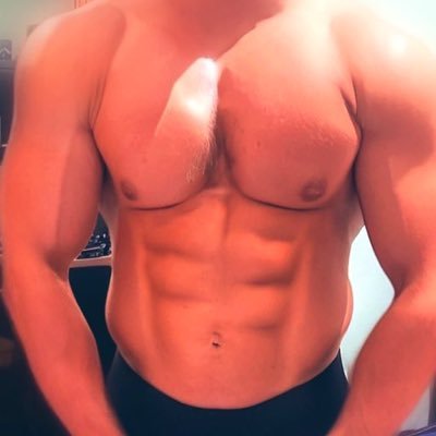 🔥 @PechoCaliente | Latino seductor | Cruising real 😈 | Hombre de negocios 💼 | Más de mí 🔗 @pechocalientemx #CruisingReal