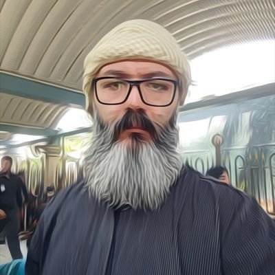 سَوَّدتُ صَحیفَةَ اعمالی / وَ وَکَلتُ الاَمرَ اِلی حَیدر /هُوَ کَهْفی مِنْ نُوَبِ الدُّنْیا / وَ شَفیعی فی یَوْمِ الْمَحْشَر
