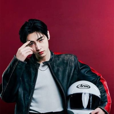 chocomintt_sun's profile picture. You can call me 𝐒𝐚𝐧, 
Sunsunist ✿❁, 
Homophobic 𝐝𝐧𝐢, 
tiktok : @chocomintt_sun, 
wattpad : @chocomintt_sun