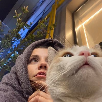 ofsaturninme's profile picture. AMU/med