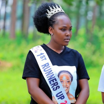 Passionate sickle cell advocate (AUSSO)
Founder-She cares Foundation
A poet Voice over artist
Model
Accountant
All time leader