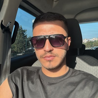Metinakbaba025's profile picture. Bir Umuttur Yaşamak