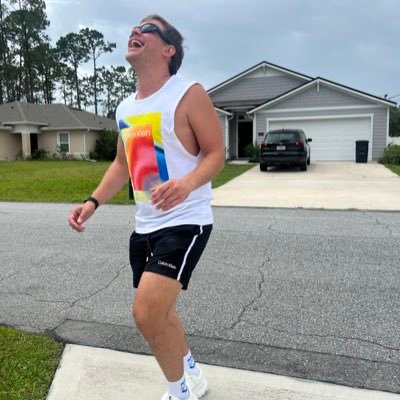 LuisJar37430708's profile picture. 