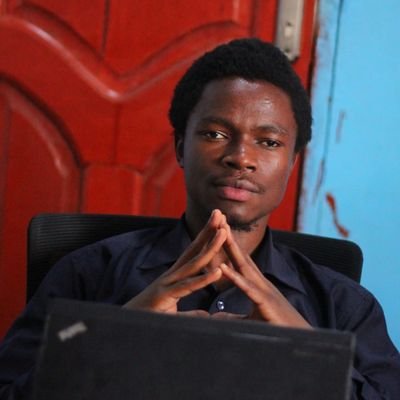 Journaliste spécialisé dans l'analyse politique et géopolitique nationale et internationale.