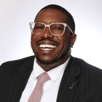 Literature Fanatic | Researcher | Principal | Servant Leader | Believer | @GSUEdLead Doctoral Candidate