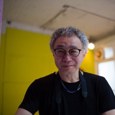 写真を撮るとは時間の切り取りです。それを目にするのはその時点から未来の人々。アンリ・カルチエ=ブレッソンがその始まり。僕は油画を描いていたから写真の構図にはその癖がでています。☆フォトモデル募集しています。僕と一緒に未来の扉叩いてみませんか?DMで知らせてね。 ☆ポートレート撮影承ります。ぜひご相談ください。