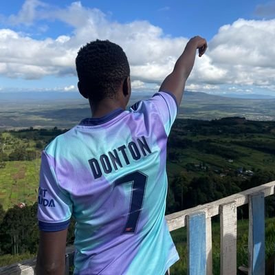 I don't flex, I don't beef, I don't try to be cool, I just chill and take care of my business and do me. @AFCLeopards #INGWE💙 @Arsenal #COYG🔴