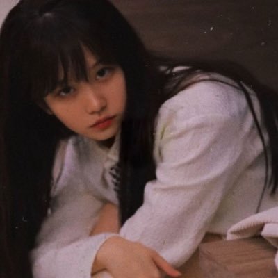 QE54612iB8V6I7's profile picture. 