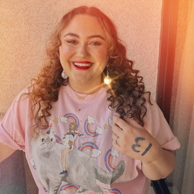 big fan of cats, Taylor Swift, reality TV, & marvel ♍️🧸Swiftie since ‘06 🫶 Rep🖤Folklore🩶Fearless 💛 #thetorturedpotheadsdepartment🤍 🍃🌳 TNx1