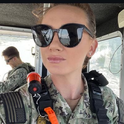 US NYC marine corps recruiter active/ reserves