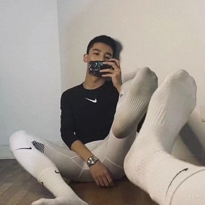 dontluvme77's profile picture. 