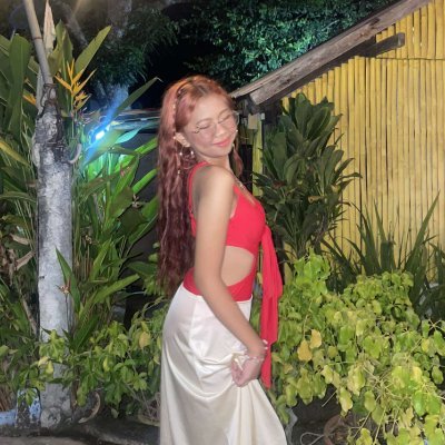 Yeyequeee's profile picture. ; 🦄⚖️