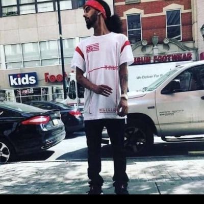 “Professional vibe-checker. Part-time comedian. Full-time chill.”
🇵🇷💯
BxKid 🗽
FL🐊 Living
LL💜Desi
LL🖤 JuneBug
LL❤️Lum
LL❤️Melo Ruu
Vibe Checkin 👀👀