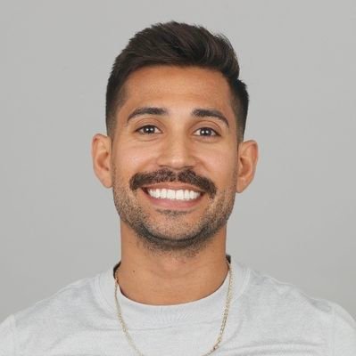 The Nicholas Moreano Show | Digital Media @WatchMarquee | Couples Coverage | @DePaulU & @uiowa | Dog dad to Brady | Have a passion for what you do | Waukegan HS