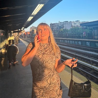 people person at https://t.co/EX39TCMfQV
tiktok: @luluarundale