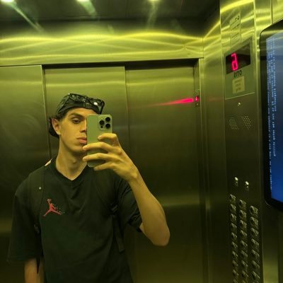 rickzzr6s's profile picture. rainbow six head coach for @StellaeGaming /// contato - rickzzr6scontato@gmail.com