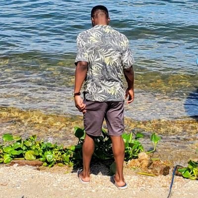 Tech Visionary | Handina hangu sterek but ndozvida | Playboy😎| Inspired by the Fear of mediocrity🌴