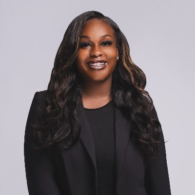 STL | Youth Activist • Public Speaker • Author • Government/Politics • History📚• BLM • Instagram: @preciousbarrystl •