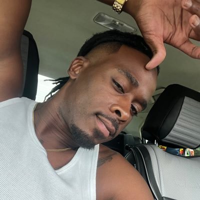 Philly made me 🌆 Miami raised me 🏖 IG: thesaloshow salomonp15@gmail.com