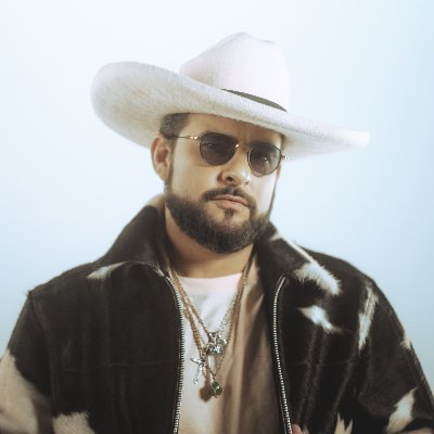 Artista, Cantante y Compositor Mexicano.
Mgmt @flashmurillo
Contrataciones: +52 3316005011
Jerrybazuamgmt@gmail.com