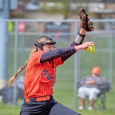 Wisconsin Bandits - 16u Laabs | Hartford Union High School | 4.0 GPA | 5ft 7in | 140 lbs | Pitcher | Shortstop & Third Base | joslos22009@gmail.com