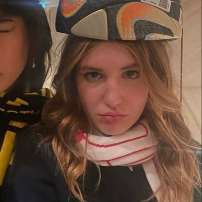 3343. fundamentalista de melissa benoist. comics, cine, f1 y boca juniors