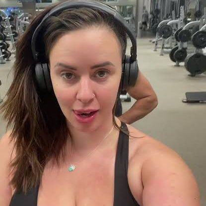 Angelie1677536's profile picture. just a girl trying to attain her goals 💯