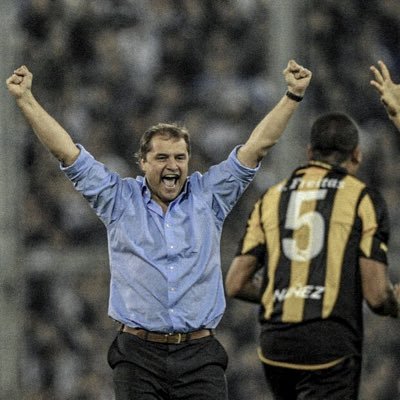 lucaacurcc's profile picture. Eterno como el tiempo