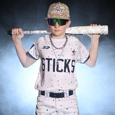 Middle Inf/ Outfielder || Bat Left/Throw Right || 5'5