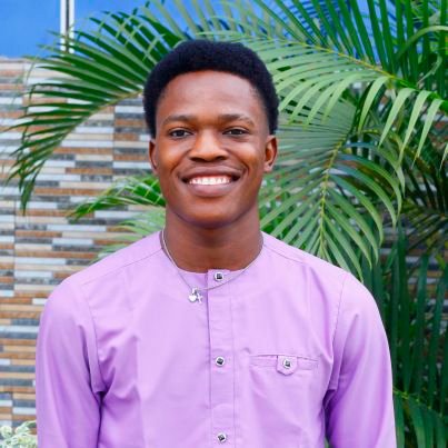 Creative Designer | Historian 📚 | Design Enthusiast | I love to Create | Phil 4.13