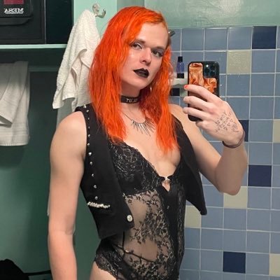 26 she/her. The serpent-tongued demon slut of your wet nightmares. dms open to creators only. You must be 18+ to view this page. I only reply on OF/Fnsly
