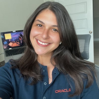 swe&pm on the db tools team at @oracle 🧡🇱🇾 working on @oracleLiveSQL 👩🏽💻 new mom 🍼