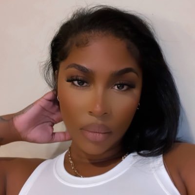 trapchica's profile picture. You can’t block these blessings better off blocking me🫶🏾💕