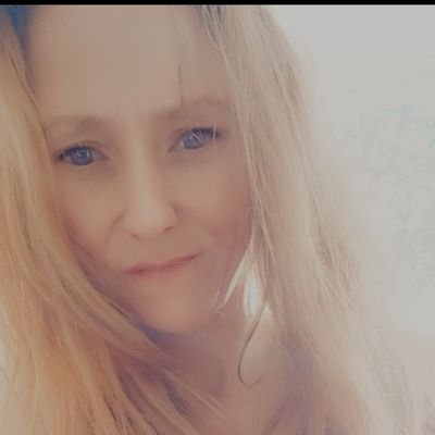 Entrepreneur | Creator | Christian | Mom | 420 friendly | StonerFam|
🇺🇸 🧩AutismMom
NO DM