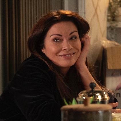 corrie0goddess's profile picture. ✧˚₊‧﹍﹍﹍﹍﹍୨♡୧﹍﹍﹍﹍﹍‧₊˚✧                                                
'Poor me poor me pour me another drink'🍷                  
Carla Connor's wife 💍