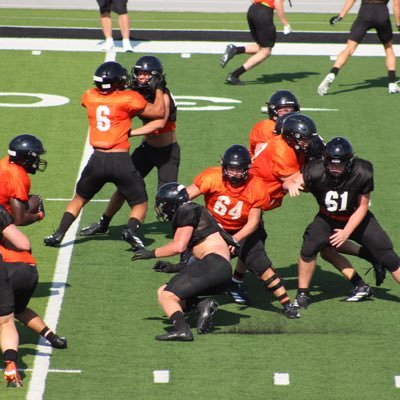 6’2 210 MLB for Springtown High School Varsity Football #30 Class of 2027 3 D1 Offers (40=4.62)(5-10-5=4.2)(broad=9,8) romeewell8@icloud.com (682-803-6517)