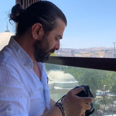 Seher Deniz ve Ekin Özgür’ün babası... CHP Of Önceki Dönem İlçe Başkanı... ”Açlığın dini olmaz, yoksulluğun vatanı...”
