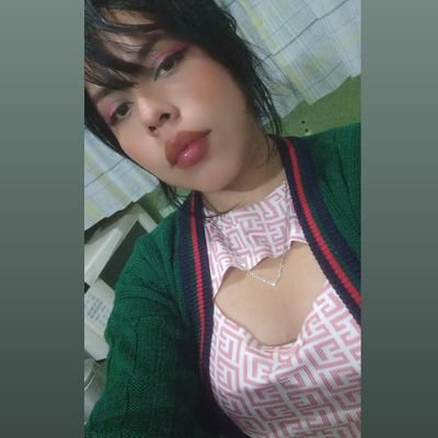 🌹
Chillona pero chingona ✨
te voy a caer mal de lo intensa fangirl que soy