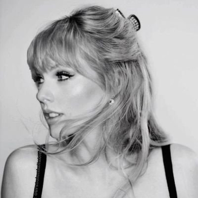 PaperRingsPT's profile picture. 