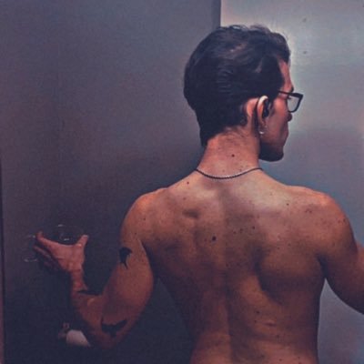 PrinceSt_Nick's profile picture. Farm Raised. 🐎 📚American 🇺🇸 Christian ✝️ Gay 🏳️‍🌈Prophet of Pop💖