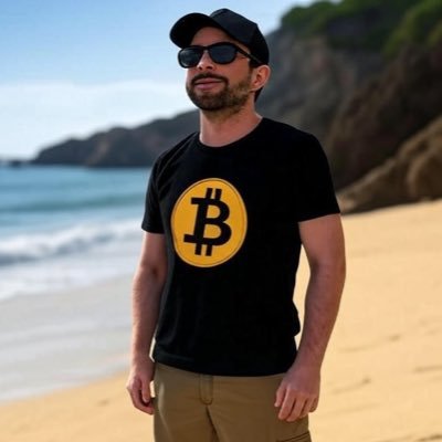 Honeymonster213's profile picture.