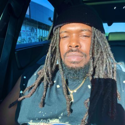 #YourFatherFigure #finsUP🍊 im in the waste management business. Everybody immediately assumes im mobbed up. It's a stereotype, and it's offensive.