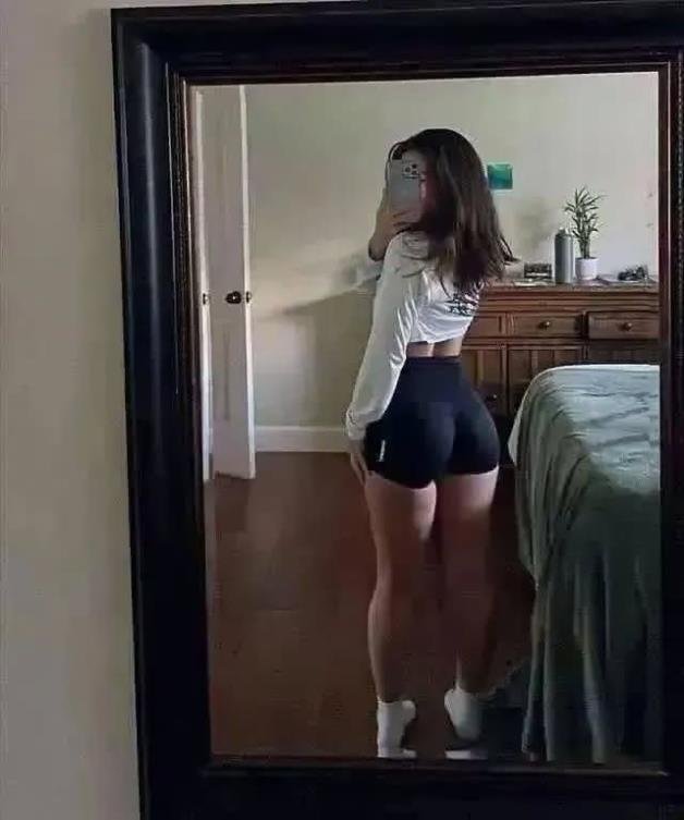 Brooke_Hunter6's profile picture. 2007☁⋅♡ chasing dreams x
my little adventure ↓