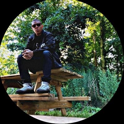 Ex Leader of the Lightskin Coalition of Excellence and Prosperity. I now identify as dark skin LONG suffering, Knick fan. Just another NY nigga.