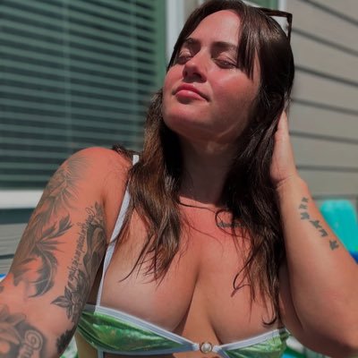 we can make some fun if you like my look and I need a honest people ❤️🍑