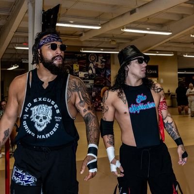 Pro wrestler of New England, spreading Love and Energy to all the Lovelies!!! For bookings email: Bookyaneighors@gmail.com
@ProwresKiddV insta and Facebook