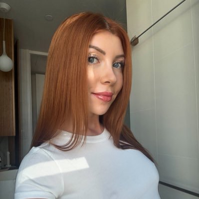cheeky redhead from the UK š¤you can see more of me herešš»