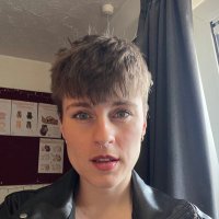 Chloe (@isntthatenoughx) 's Twitter Profile Photo Chloe (@isntthatenoughx) 's Twitter Profile Photo